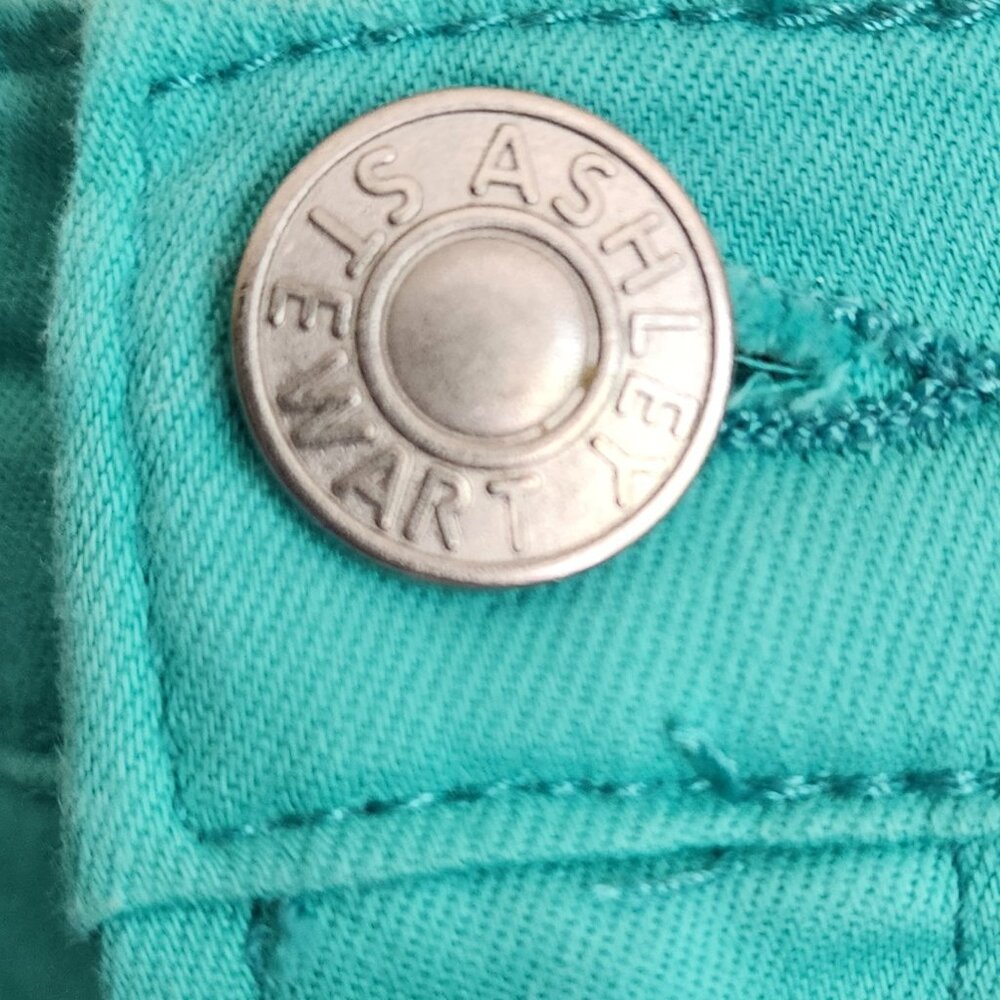 Ashley Stewart - Women's Plus Denim Mint Green Shorts Size 28 - Picture 3 of 7